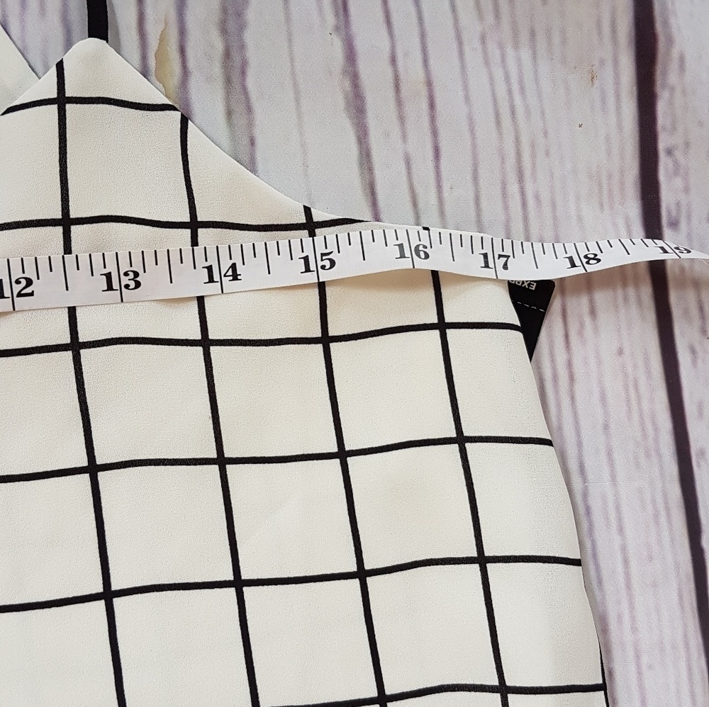 2/30 Express Top - Picture 2 of 8